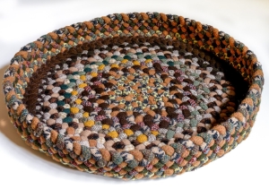 Bobbi taught a circular basket making workshop for us that got s