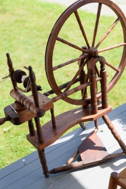 One spinner brought this beautiful vintage wheel to give away; I